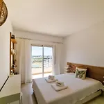 Flh Flat With Pool Apartament *